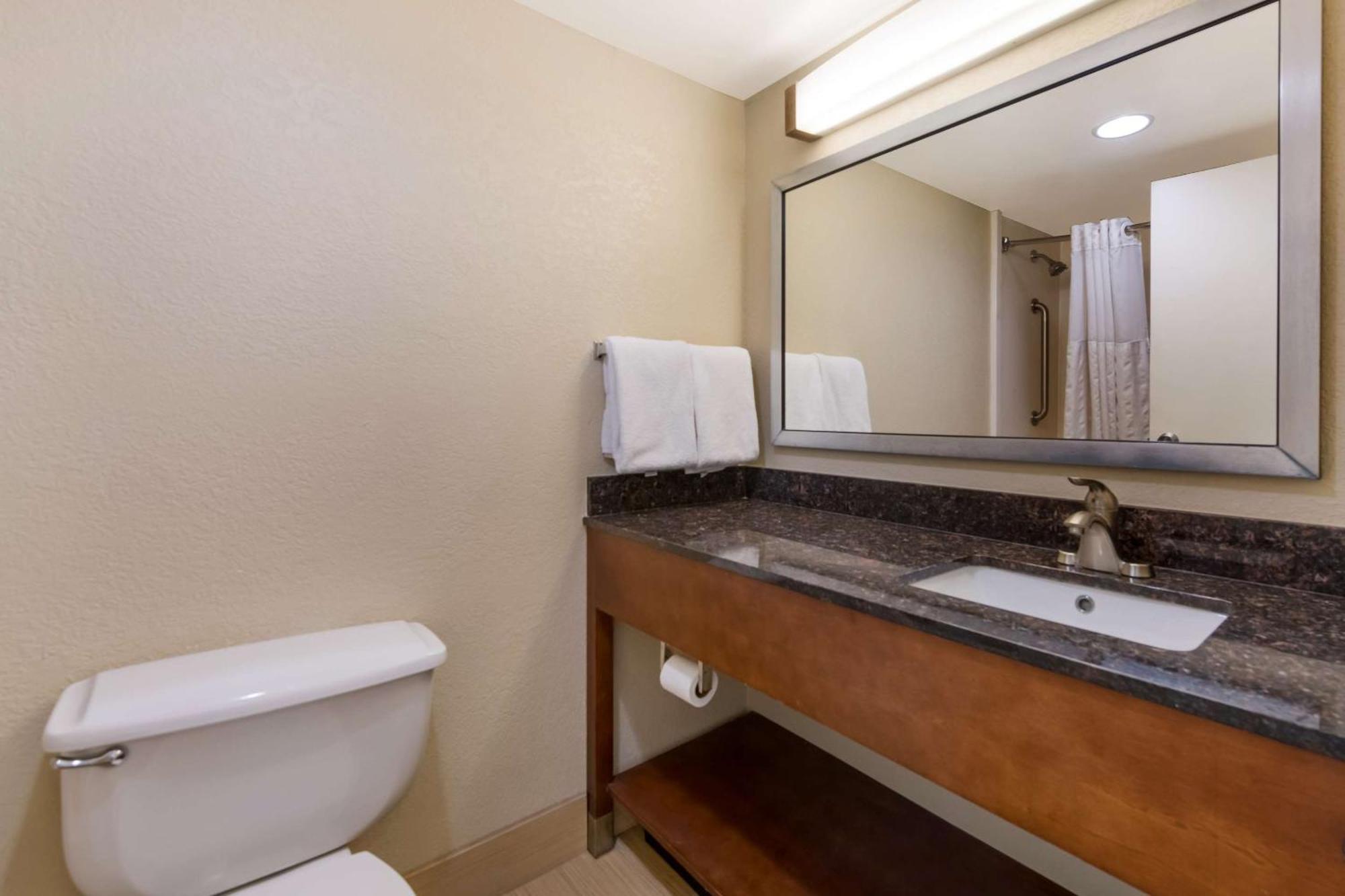 Inn Comfort South Oceanfront Nags Head